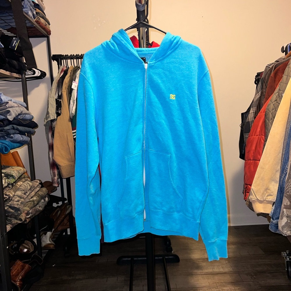 Early 2000s DC Men's Blue Zip-Up Hoodie Size Large